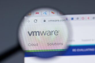 magnifying glass hovering over VMware logo