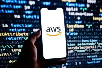 Amazon's AWS In Talks To Invest Billions In Italian Data Center Expansion - Assicurazioni Generali (OTC:ARZGF), Amazon.com (NASDAQ:AMZN)