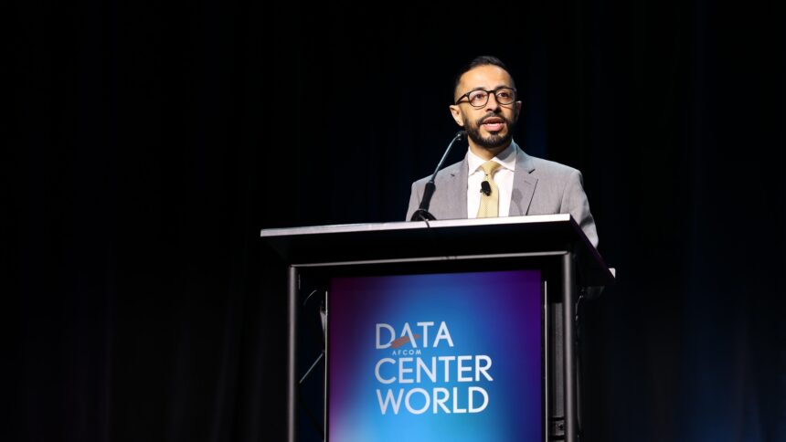 Rian Bahran speaks at Data Center World