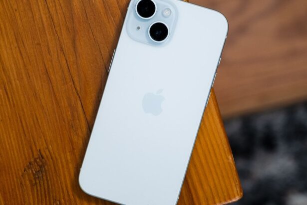 iOS 17.5 beta lets you keep Find My on during iPhone repairs