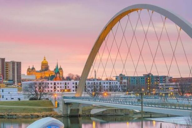 Cologix Expands in Iowa with Two Data Center Acquisitions