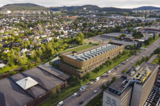 New datacentre doubles as a green urban space in the heart of Oslo