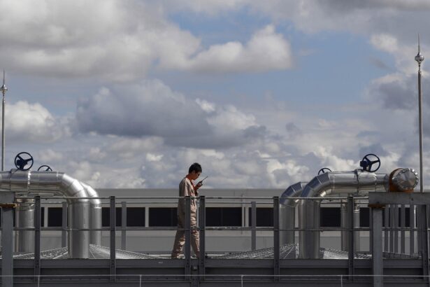 The Bridge to Full Liquid Cooling in Data Centers