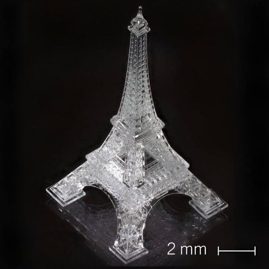 Novel process for 3D-printing macro-sized fused silica parts with hi-res features