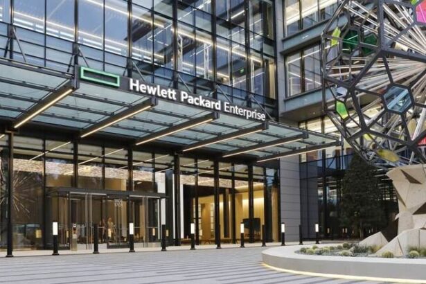 HPE Unveils Architecture for Fanless Direct Liquid Cooling Systems