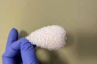 Engineers develop polycatenated architected materials for innovative 3D designs