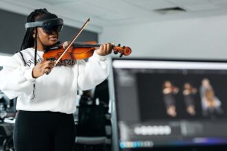 Virtual platform enables real-time musical collaboration with avatars