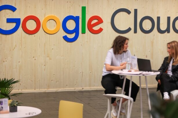 Alphabet’s Google Cuts Employees in Cloud Division