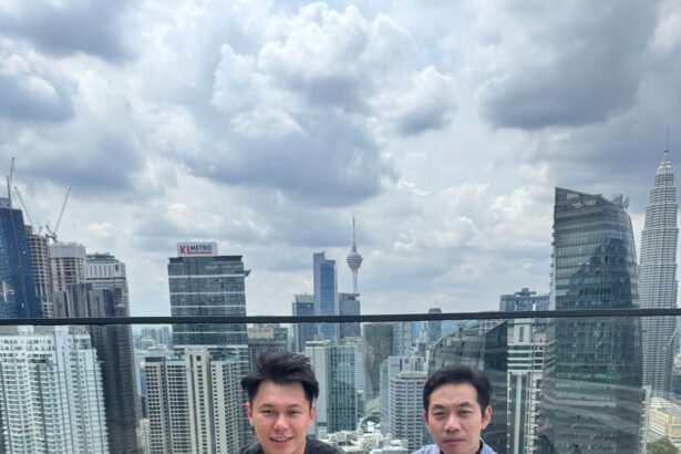 Left in black: Jack Cheah Xue Jieh, right Chris Tan Chin Lim