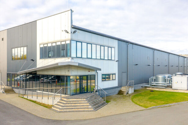 Ditch ‘black box’ and be a valued neighbour