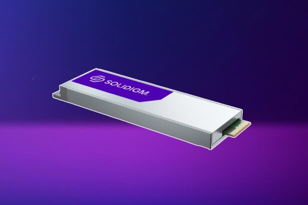 Liquid-Cooled SSD Eases AI Data Center Heat Challenges