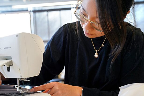 AI-powered smart clothing logs posture and exercises