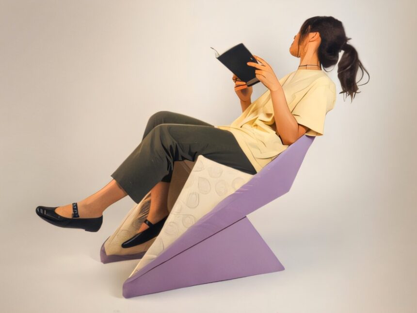 Transforming flat-to-shape objects using sewing technology