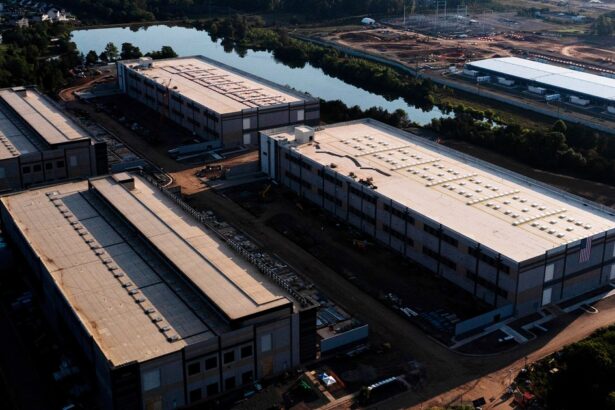 Amazon Pledges to Continue Rapid Data Center Expansion