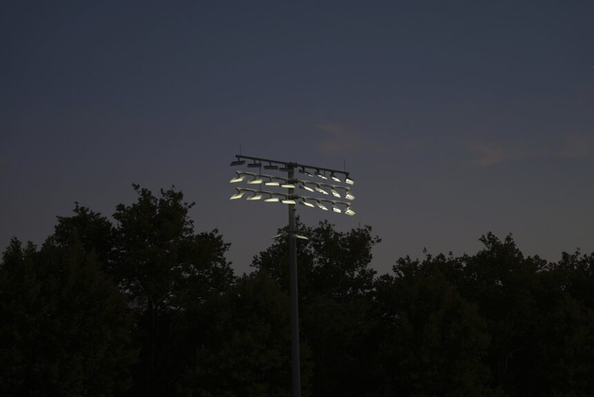 At the US Open, tennis stars shine under dark sky-friendly outdoor lights