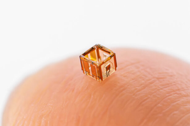 Smart microrobots learn to communicate and collaborate in water