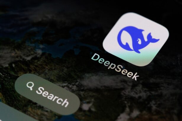 China’s DeepSeek Preps AI Agent to Rival OpenAI