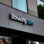 Fighting online fraud with AI