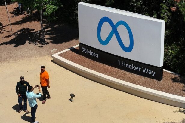 Meta Picks Pimco, Blue Owl for $29B Data Center Deal