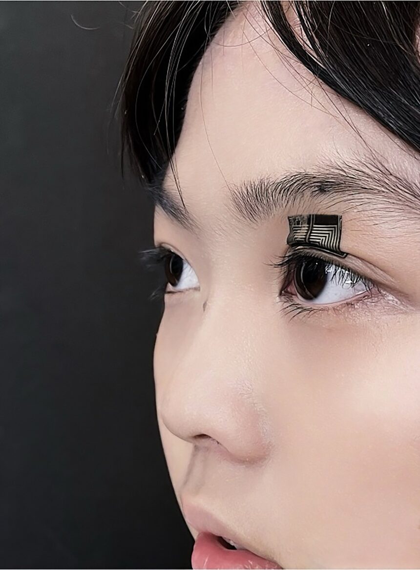 Soft magnetoelastic sensor measures fatigue from eyeball movements in real-time