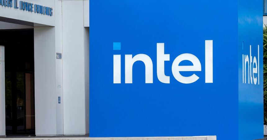 U.S. Takes Nearly 10% Intel Stake