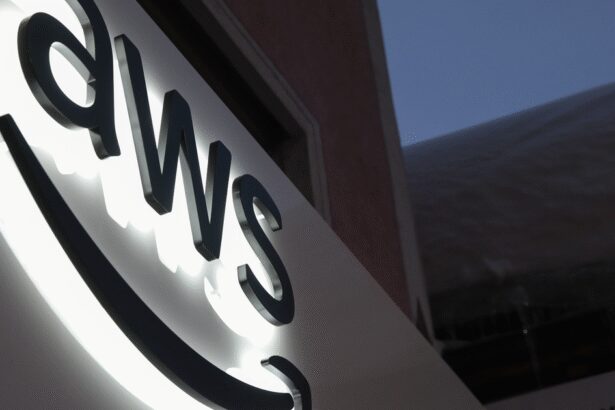 Amazon Outage Hampers AWS Service as Recovery Drags On