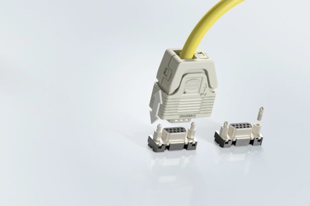 Simplify classic connections with the innovative D-Sub PushPull