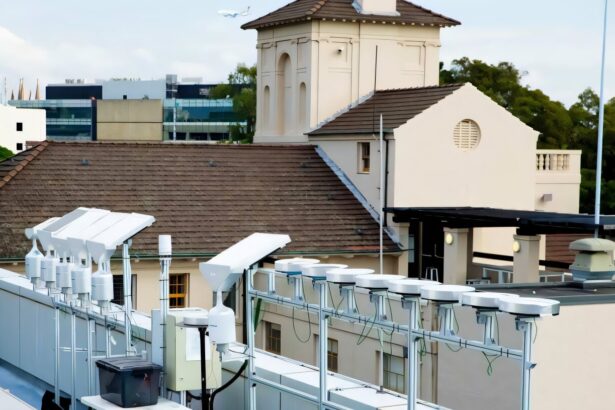 Cooling paint harvests water from thin air