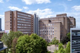 Aston University engineers break internet speed barrier record with fibre technology