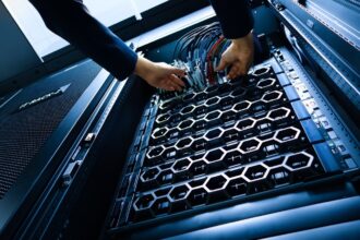 Stuttgart data centre to utilise excess server heat for local schools and offices