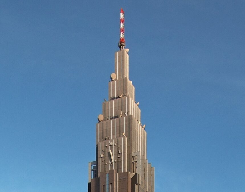 NTT commits to billions in investment into DCs