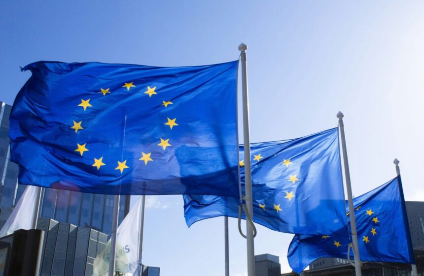 EU awards €180 million sovereign cloud contract to four providers